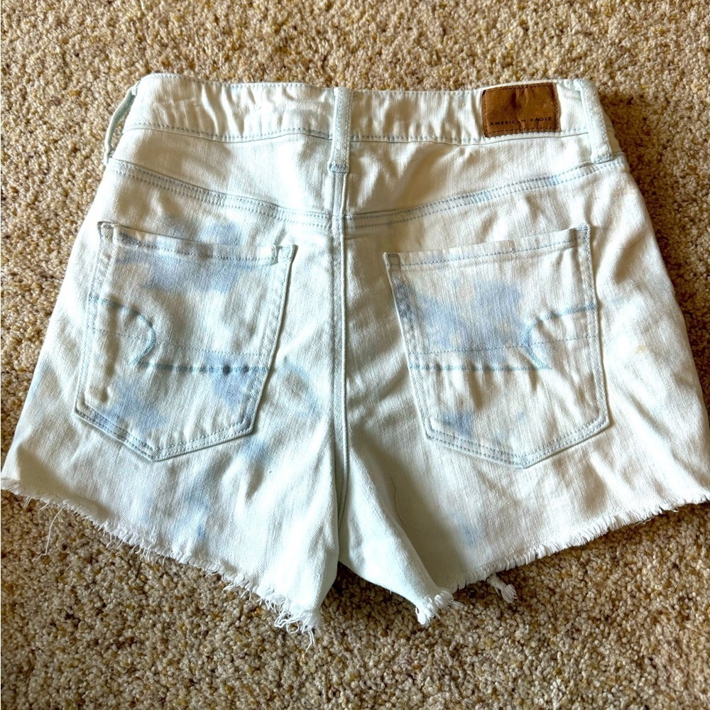 American Eagle Hi Rise Shortie Denim Jean Shorts. Next level stretch. Size 4. - Picture 2 of 2